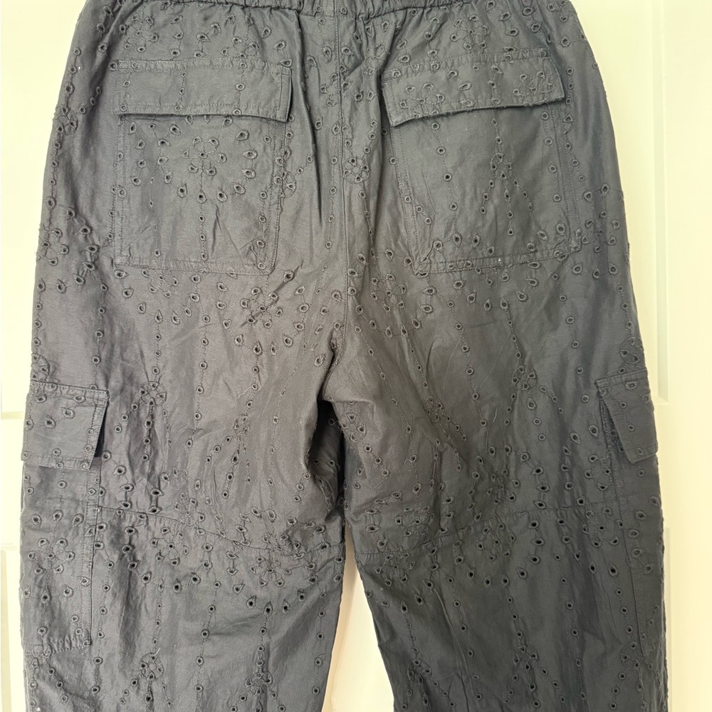 NWT GAP M Eyelet Cotton Cargo Pants